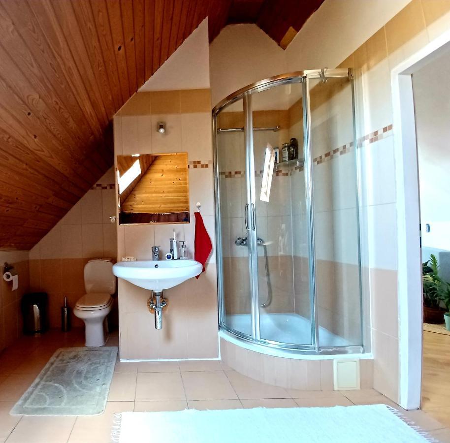 Artist Apartment Banská Bystrica Esterno foto