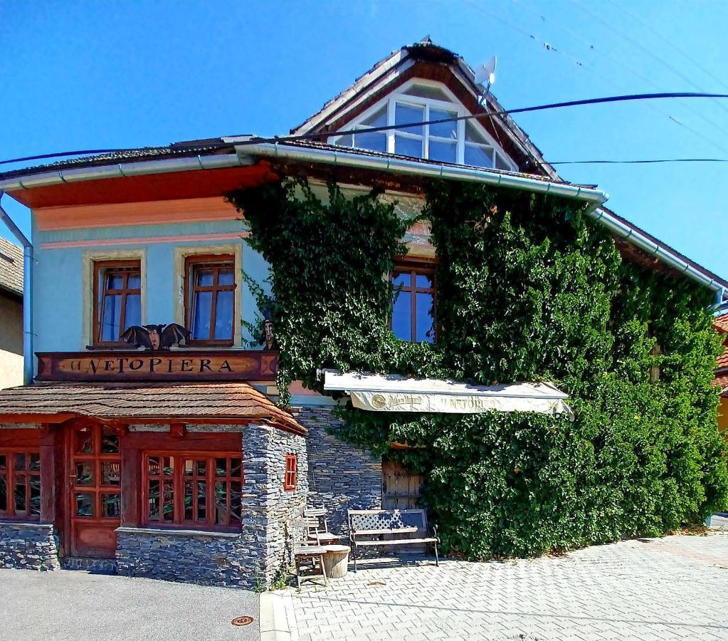 Artist Apartment Banská Bystrica Esterno foto